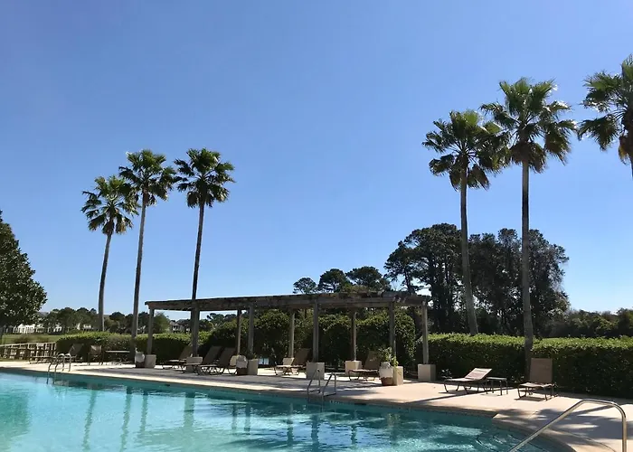 Peninsula Links B102 Apartment *