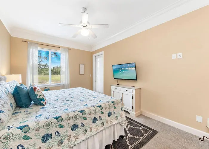 Peninsula Links B102 Apartment